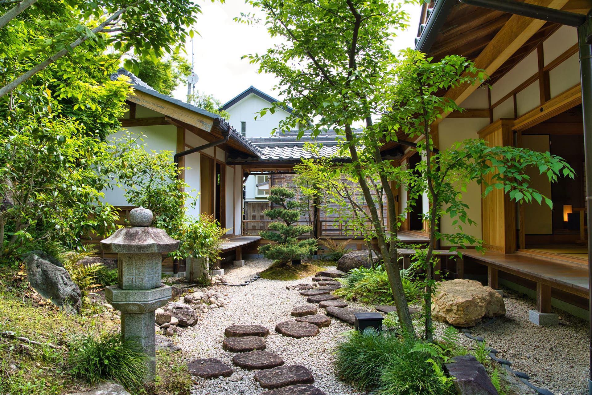 植木の管理 | 静岡県静岡市の伐採なら松下造園
